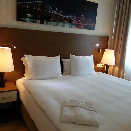 מלון Bika Suites